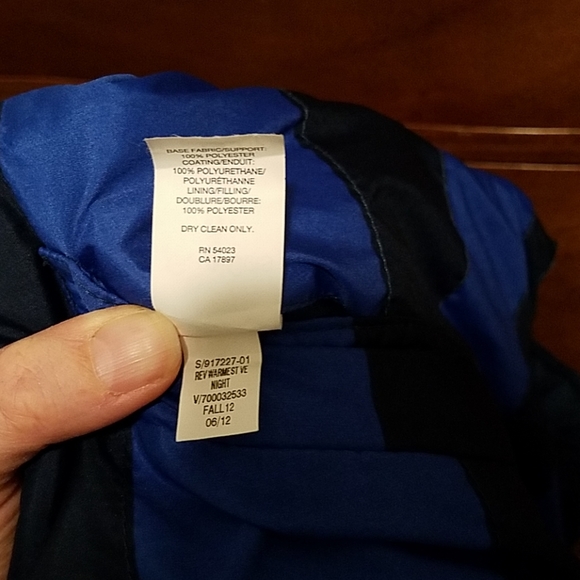 Gap Kids puffer vest - Picture 6 of 7